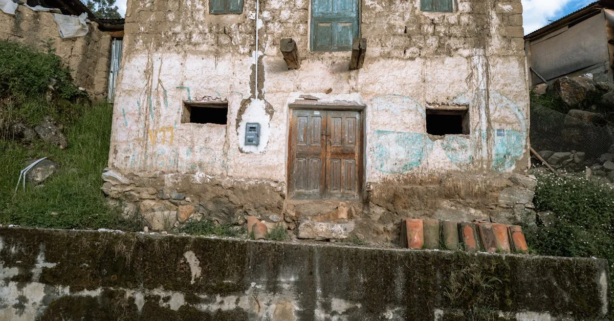 découvrez nos techniques et matériaux pour des fondations de maison résistantes aux cyclones, assurant sécurité et durabilité face aux tempêtes tropicales.