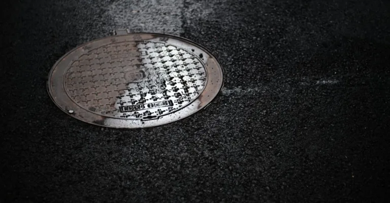 découvrez tout sur le drainage : méthodes, avantages et conseils pour optimiser l'évacuation de l'eau et prévenir l'humidité.