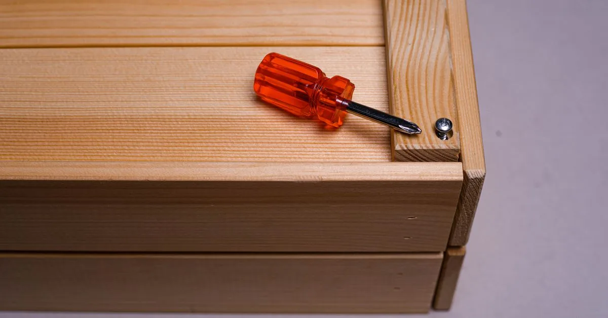 découvrez notre tournevis phillips de haute qualité, idéal pour un vissage précis et efficace. parfait pour tous vos travaux de bricolage et réparation.