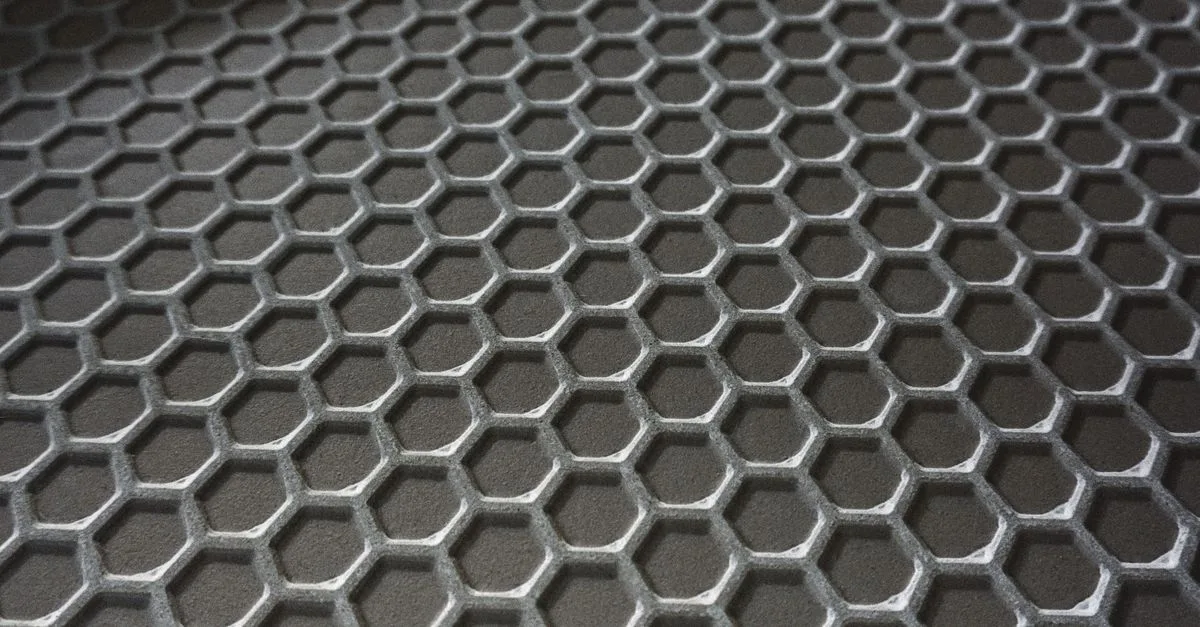 découvrez notre membrane de désolidarisation, idéale pour prévenir les fissures et garantir la durabilité de vos sols carrelés.
