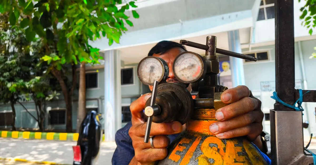 découvrez les conseils essentiels pour assurer la sécurité lors de la déconnexion des bouteilles de gaz, prévention des accidents et bonnes pratiques à suivre.